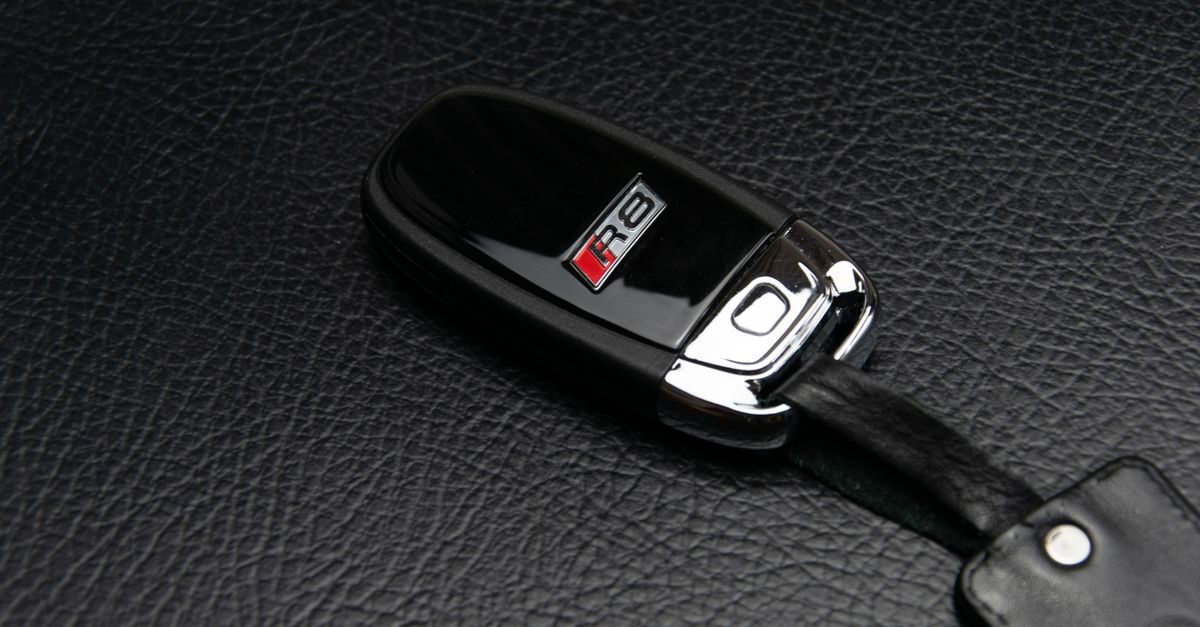 Audi car key fob — מנעולן בחיפה