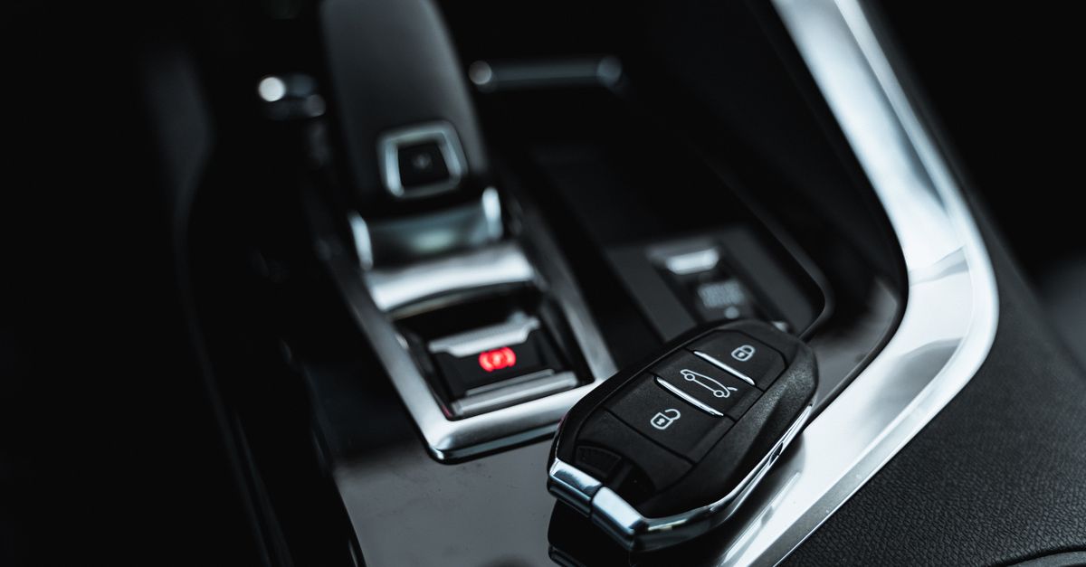 Honda car key fob — מנעולן בחיפה